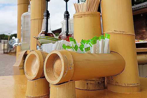 Bamboo sugar and coffee stirrer holders