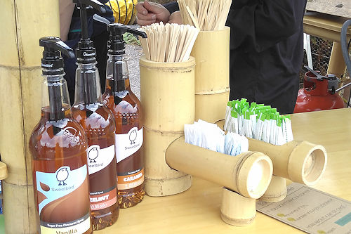 Bamboo sugar and coffee stirrer holders